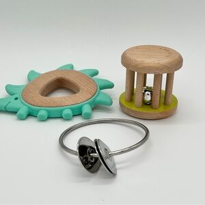 👶🏻NATURAL WOOD- Teal Baby teether and Rattle Set